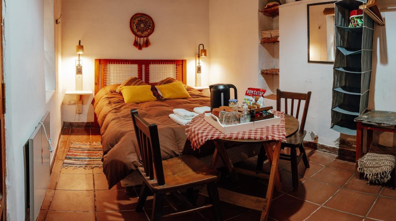 Casa De La Flia. Sanchez Bed & Breakfast Humahuaca Exterior foto